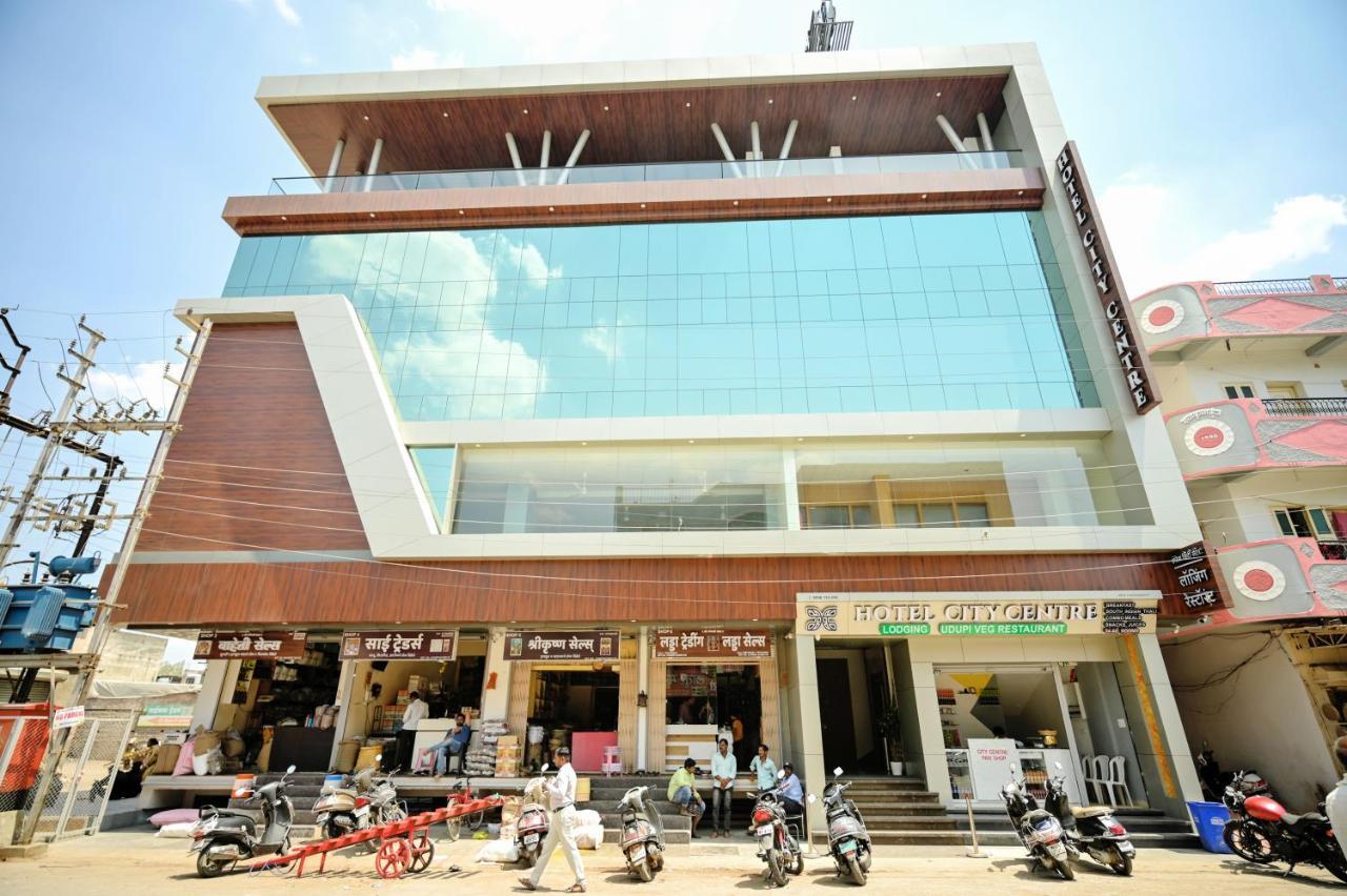Hotel City Centre Lātūr Dış mekan fotoğraf