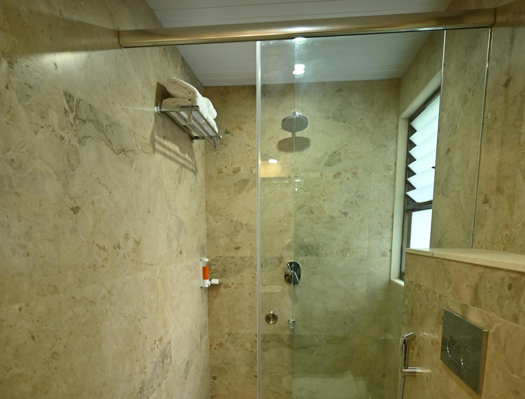 Hotel City Centre Lātūr Oda fotoğraf
